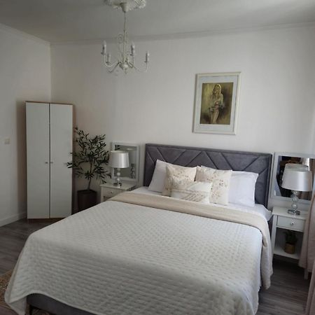 Rooms Zana สปลิท ภายนอก รูปภาพ