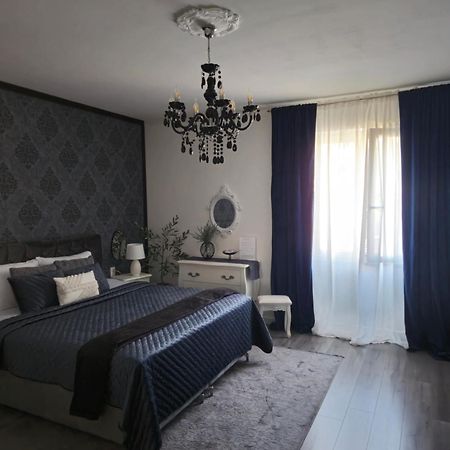 Rooms Zana สปลิท ภายนอก รูปภาพ