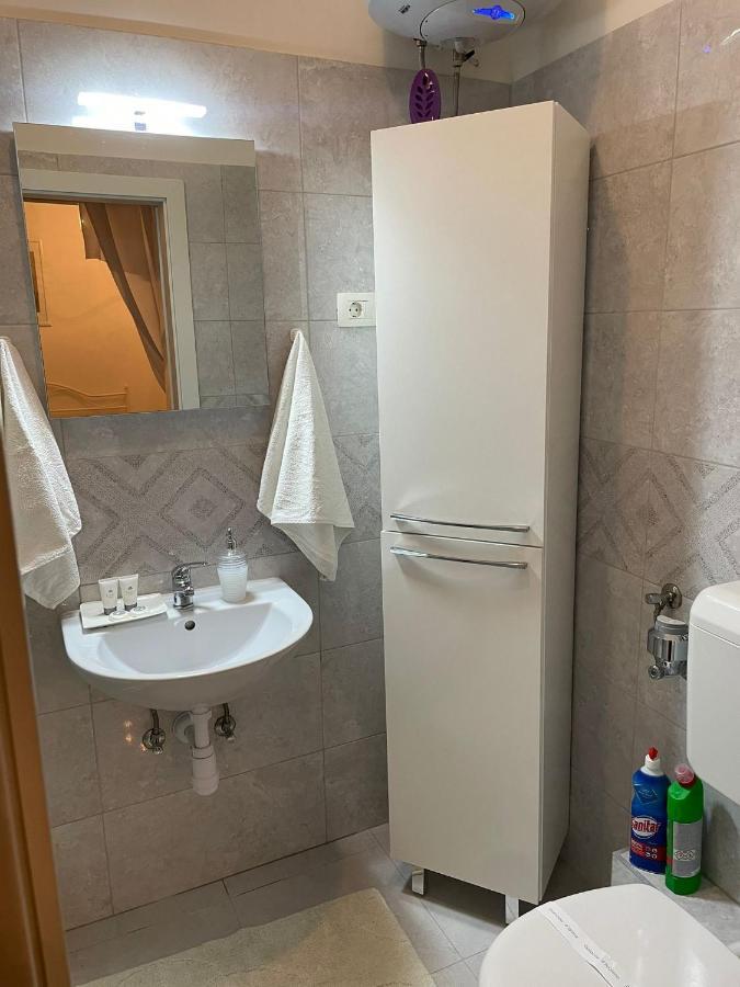 Rooms Zana สปลิท ภายนอก รูปภาพ